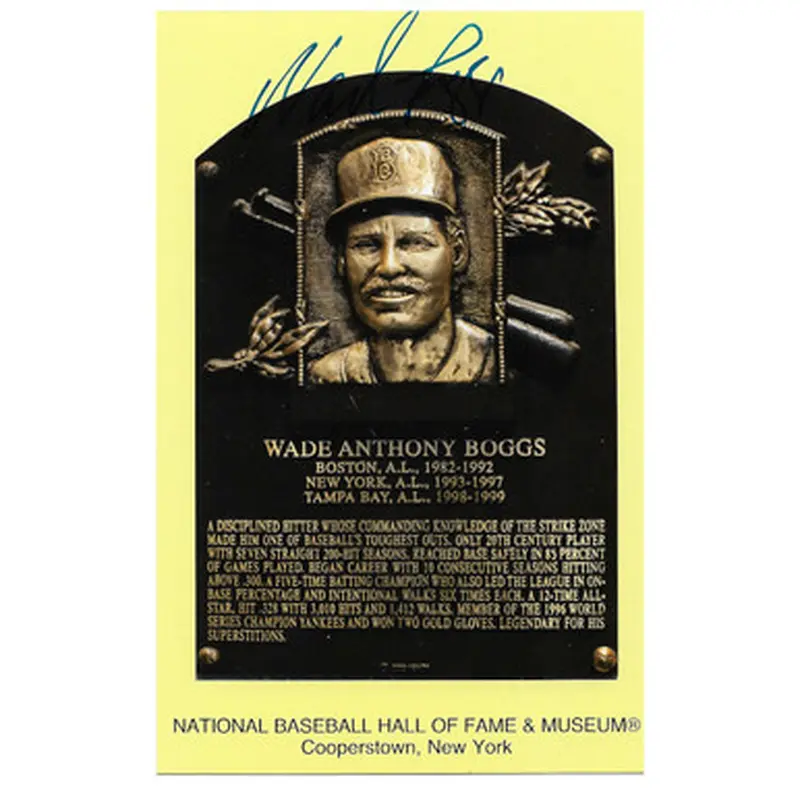 Wade Boggs Autographed Hall of Fame Plaque Postcard (Beckett) 