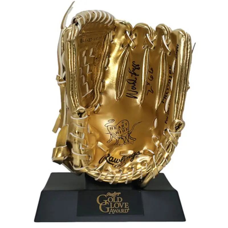Wade Boggs Autographed Rawlings Mini Gold Glove Award With 2x GG Inscription (Beckett) 