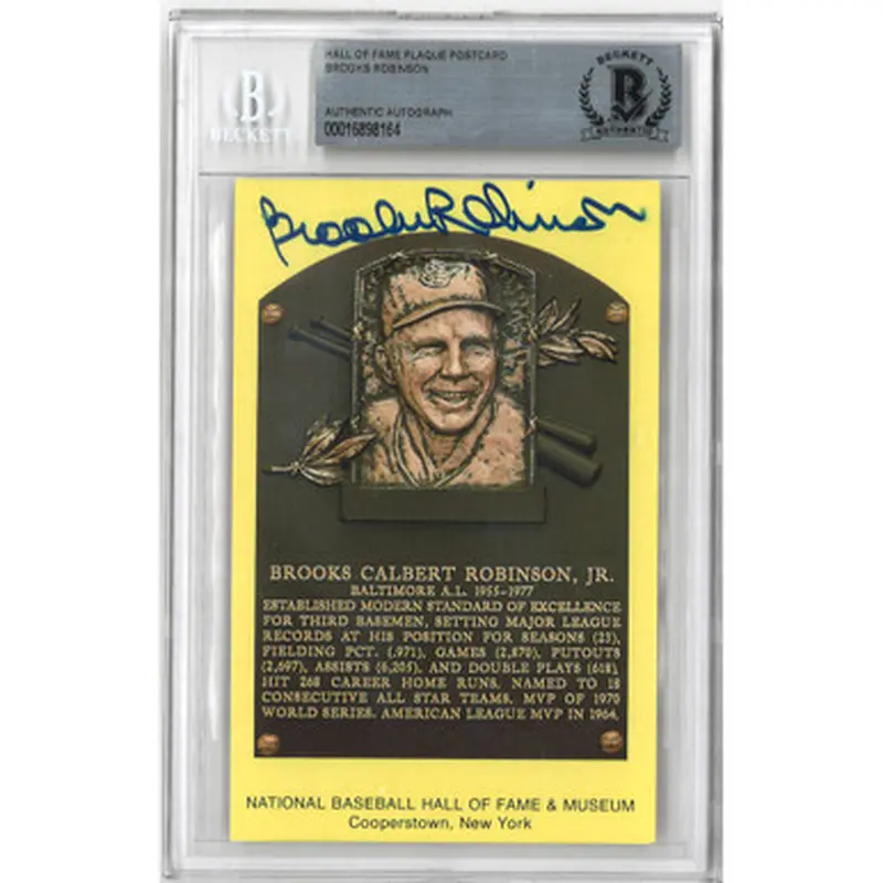 Brooks Robinson Autographed Hall of Fame Plaque Postcard (Beckett-64) 