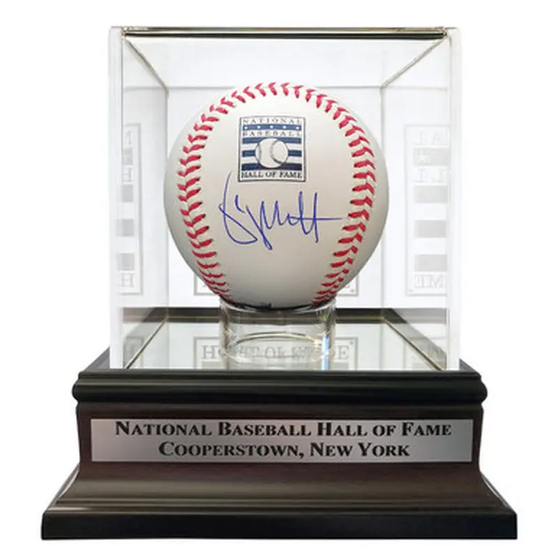 George Brett Autographed Hall of Fame Logo Baseball with HOF Case (Beckett) 