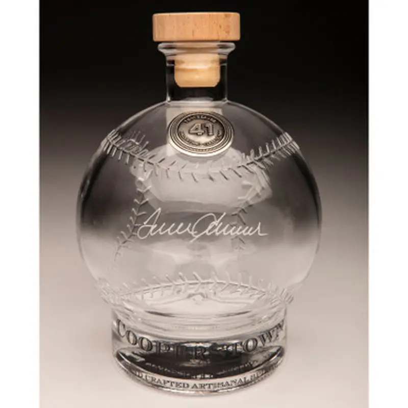 Tom Seaver Cooperstown Distillery Hall of Fame Signature Series Baseball Decanter 