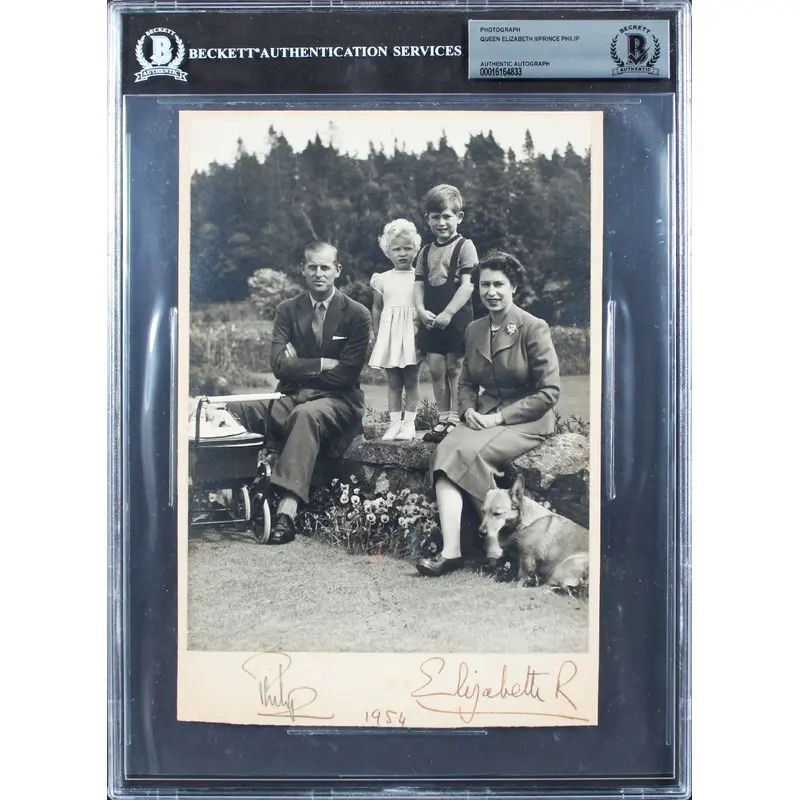 Queen Elizabeth II & Prince Philip Signed 6x8.15 1954 Family Photo BAS Slabbed