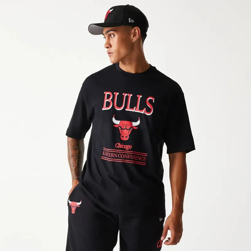 Chicago Bulls NBA Team Graphic Black Oversized T-Shirt