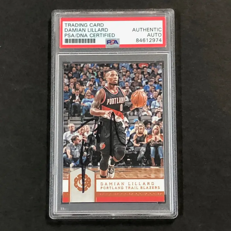 2016-17 Panini Excalibur #145 Damian Lillard Signed Card AUTO PSA Slabbed Blazers