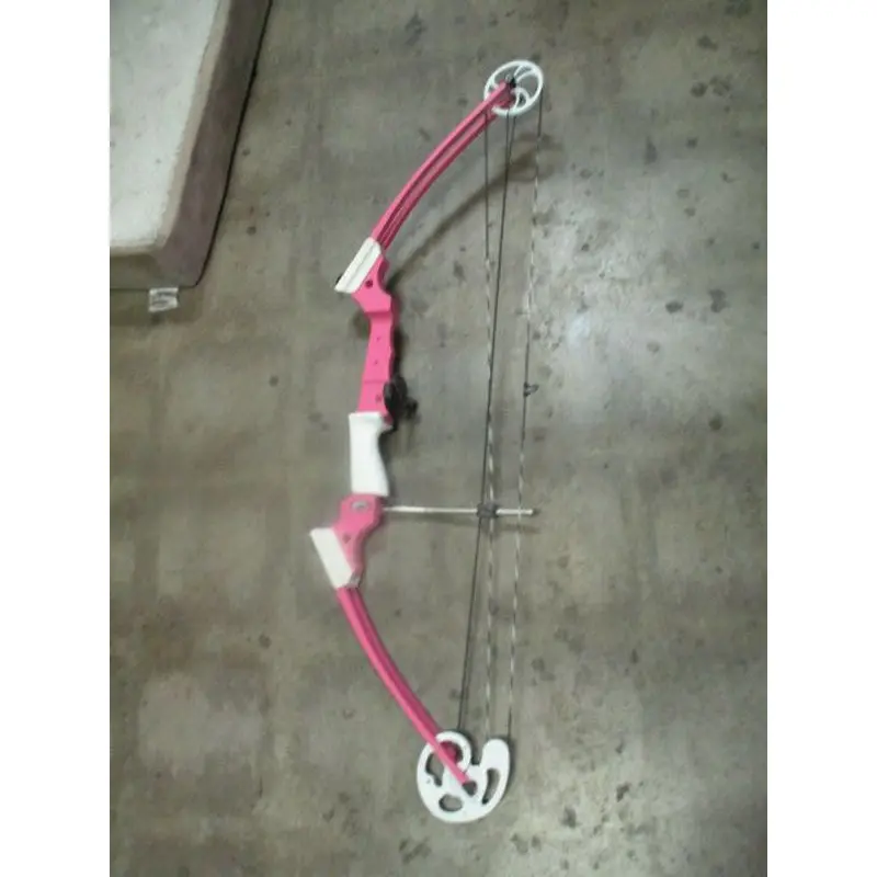 Used Genesis Pink Archery Bow w/ Whisker Biscuit