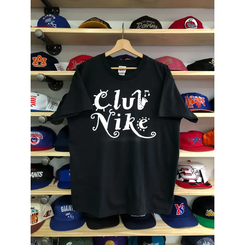 Vintage Club Nike Tee Size Large