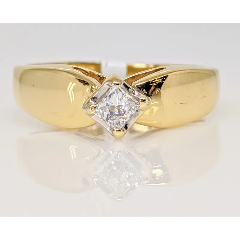 14K .18 CARAT TOTAL DIAMOND PRINCESS CUT FANCY SHANK SOLITAIRE ESTATE RING 2.0 GRAMS