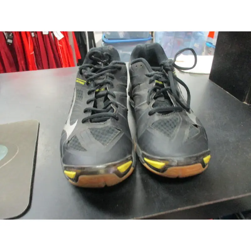 Used Mizuno Wave Lightning Z Size Womens 10 Volleyball Shoes