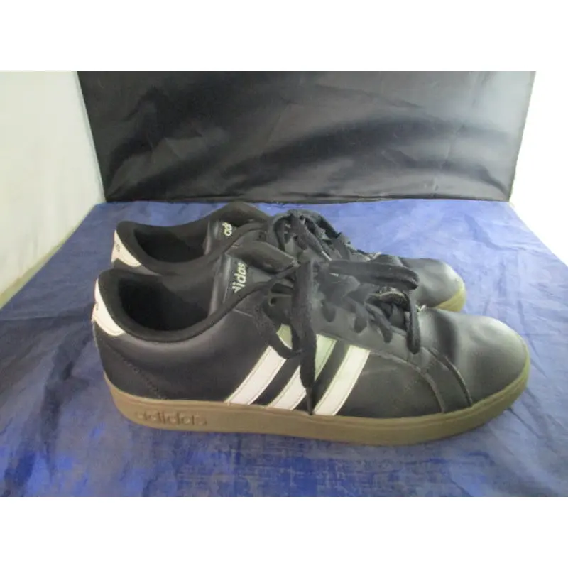 Used Adidas Baseline Shoes Adult Size 7