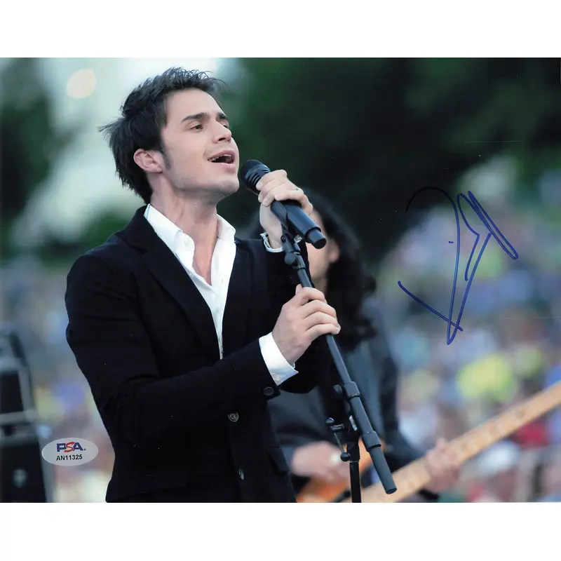 Kris Allen signed 8x10 photo PSA/DNA Autographed Singer