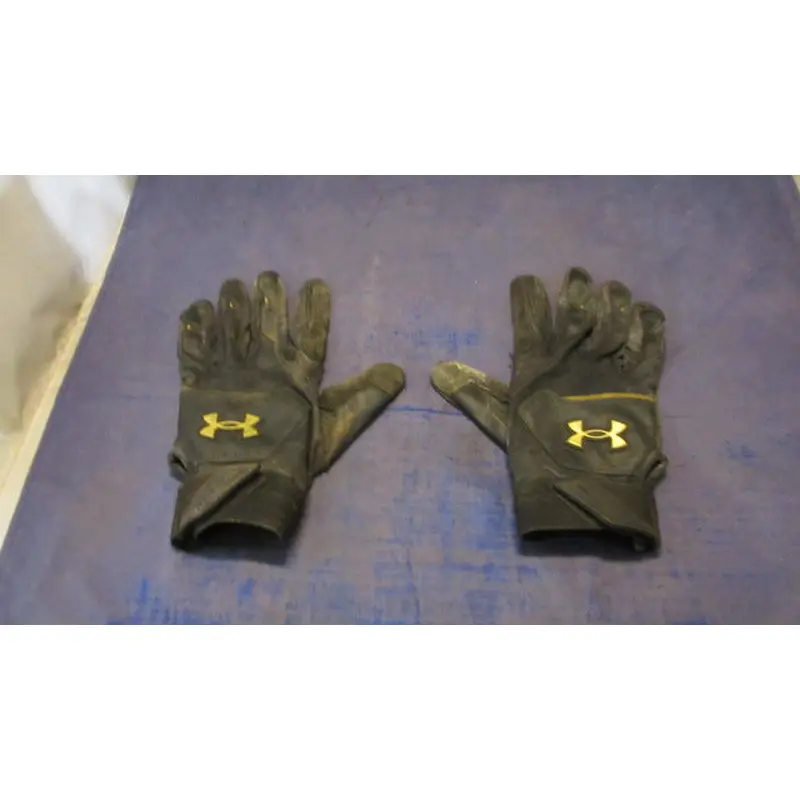 Used Under Armour Clean Up Batting Gloves Youth Size Large
