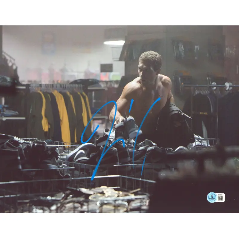 Jai Courtney Terminator Genisys Authentic Signed 11x14 Photo BAS #BS96975