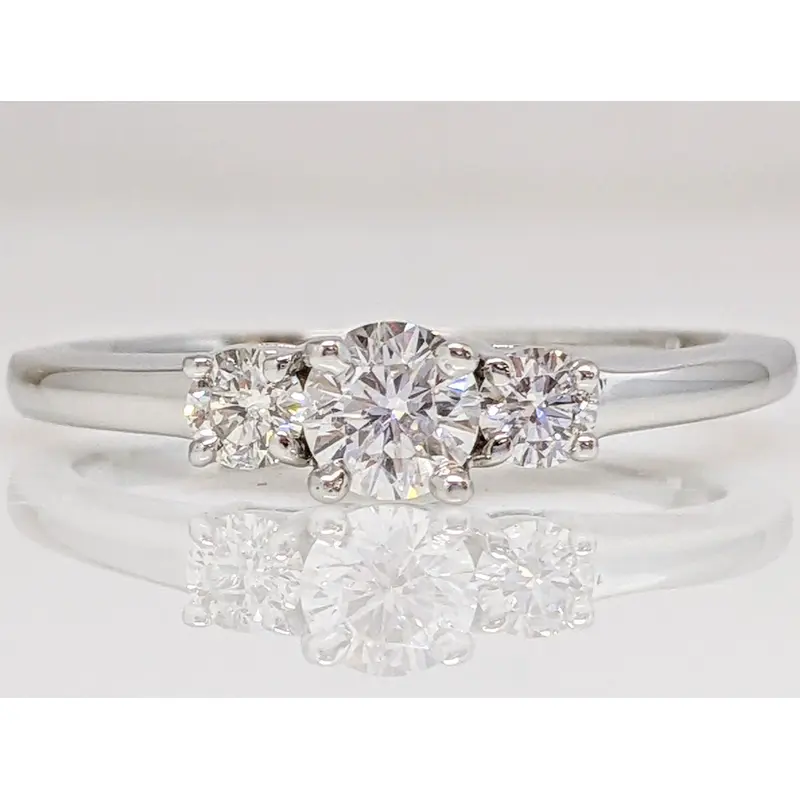 14K WHITE .50 CARAT TOTAL WEIGHT I1 G DIAMOND ROUND (3) ESTATE TRINITY RING 2.4 GRAMS