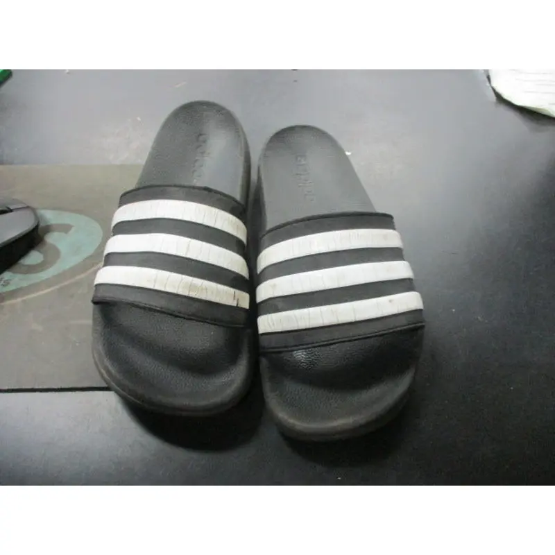 Used Adidas Size 5 Sandals