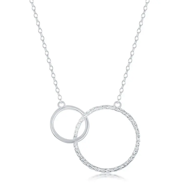 Sterling Silver Hammered and High Polish Linked Circle Necklace