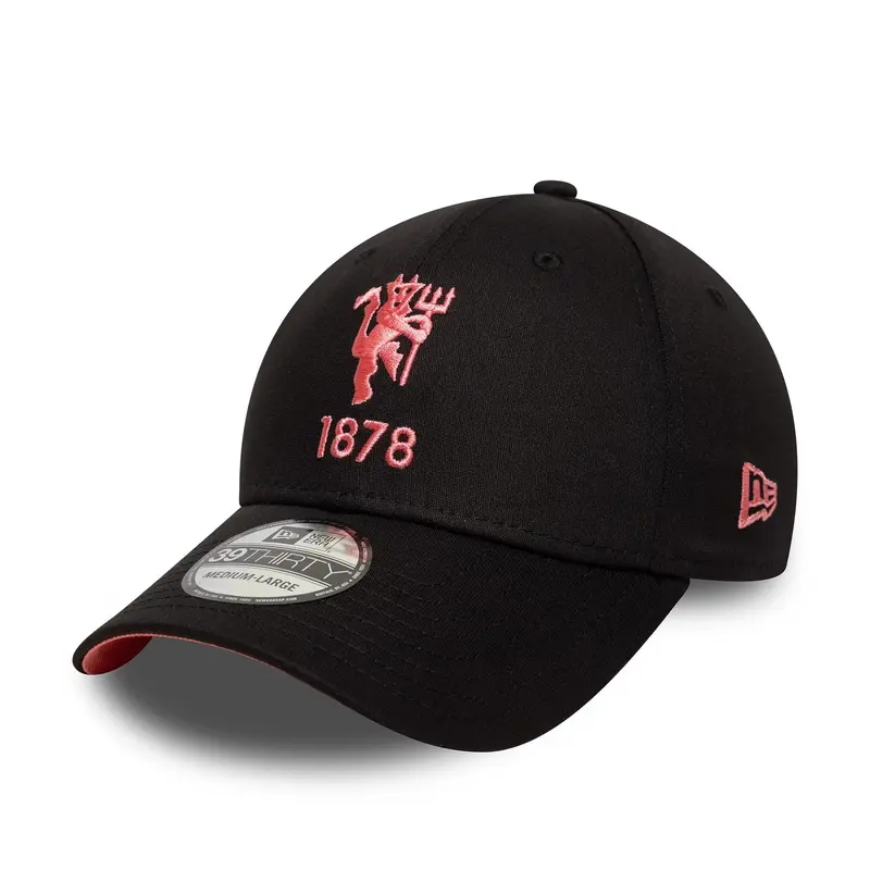 Manchester United FC Seasonal Black 39THIRTY Stretch Fit Cap