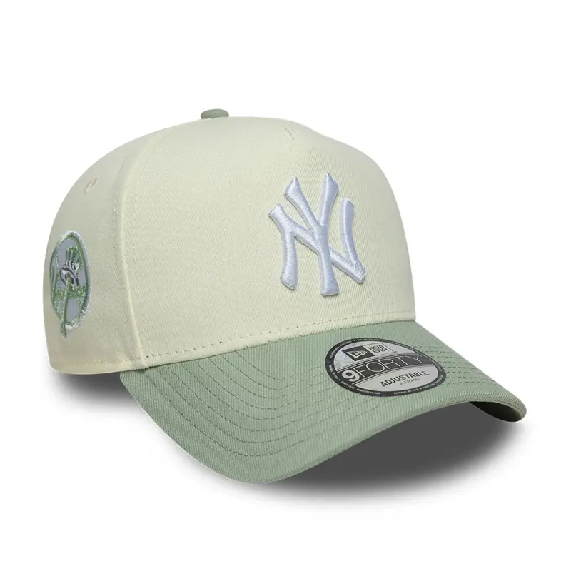 New York Yankees MLB Cream & Green 9FORTY A-Frame Adjustable Cap