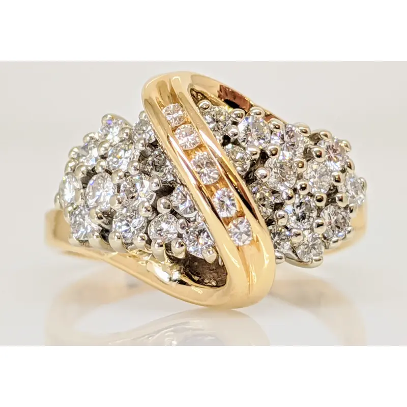 14K .57 CARAT TOTAL WEIGHT SI G-H DIAMOND ROUND (31) SWIRL CLUSTER RING 4.5 GRAMS