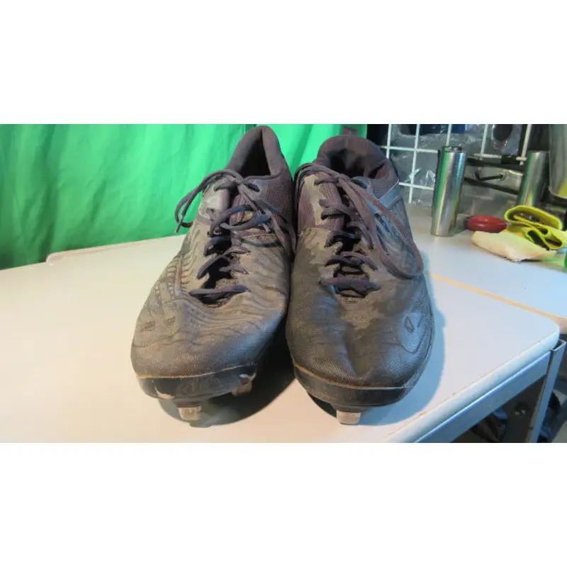 Used New Balance Fuelcell 4040 V6 Metal Mens 13 Baseball Cleats