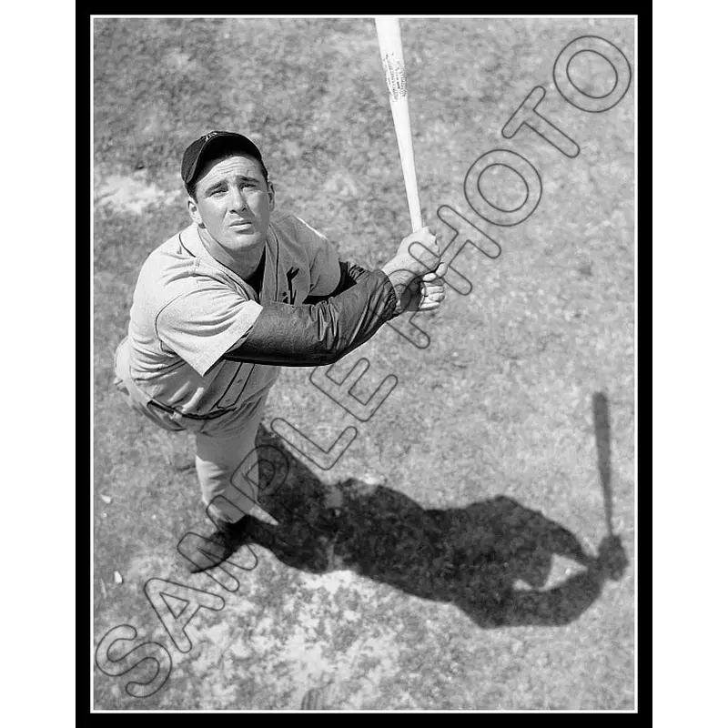 Hank Greenberg 11X14 Photo - Detroit Tigers - 388