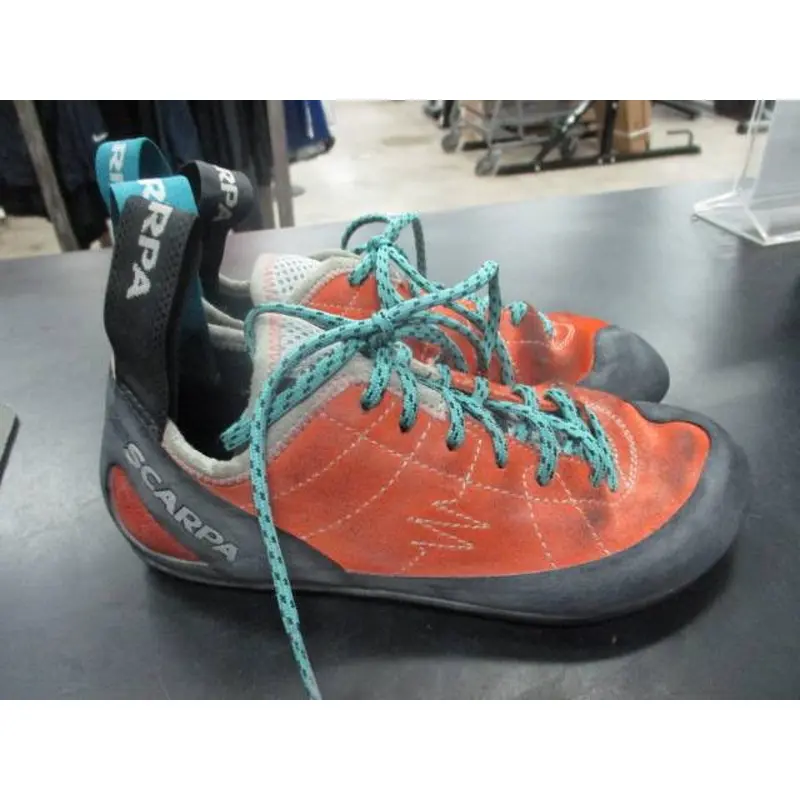 Used Scarpa Helix Women's Climbing Shoes Size 4.5 / 36