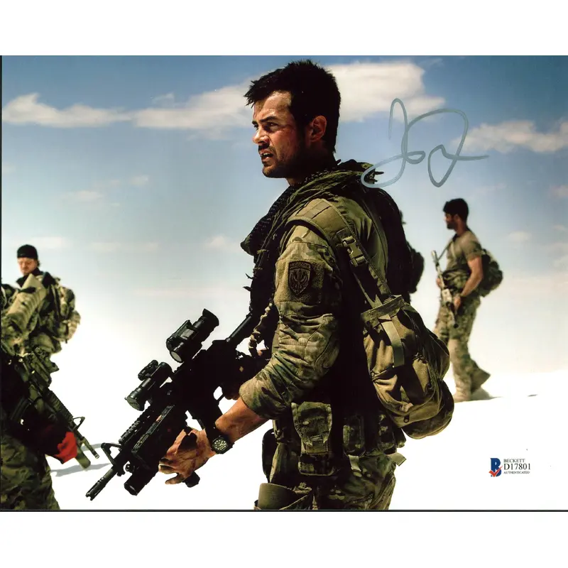Josh Duhamel Transformers Authentic Signed 8x10 Photo BAS #D17801