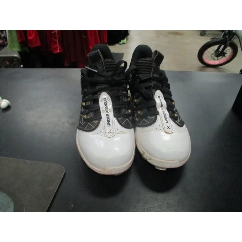 Used Under Armour BH Show Youth 3 Cleats