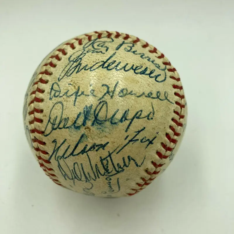 1957 Chicago White Sox Team Signed Autographed Baseball With Nellie Fox