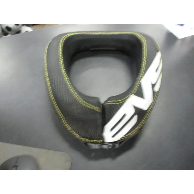 Used EVS R2 Neck Collar