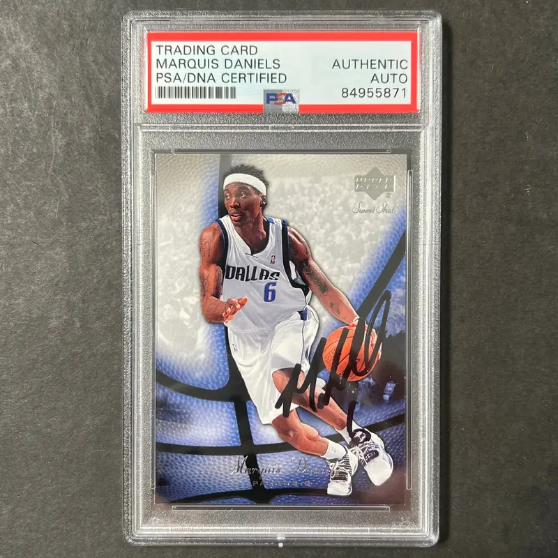 2006-07 Upper Deck Sweet Shot #16 Marquis Daniels Signed Card PSA AUTO Slabbed Pacers