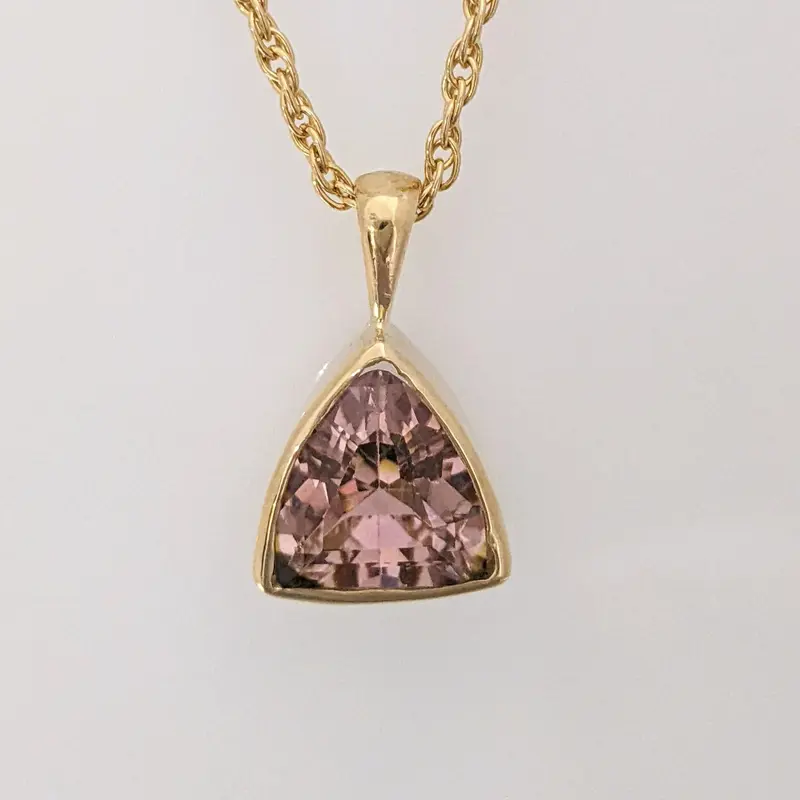 14K PINK TOURMALINE TRILLION 10MM BEZEL ESTATE PENDANT & CHAIN 6.4 GRAMS