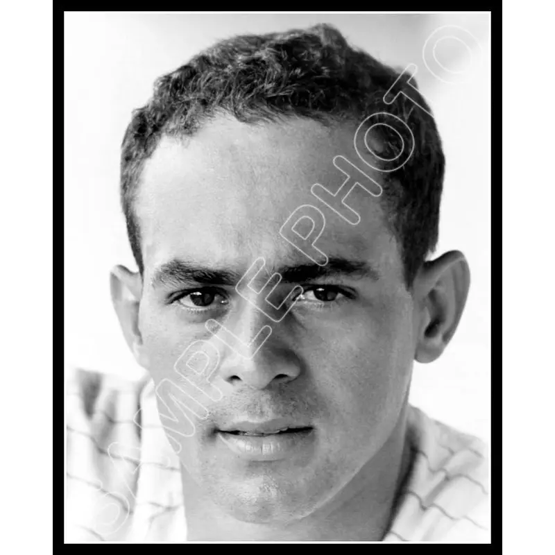 Luis Aparicio 8X10 Photo - Chicago White Sox - 108