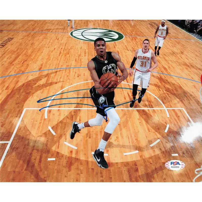 Giannis Antetokounmpo signed 8x10 photo PSA/DNA Milwaukee Bucks Autographed
