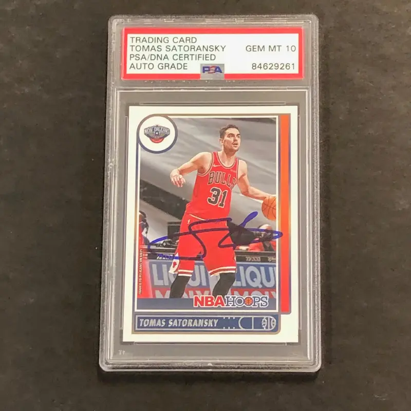 2021-22 NBA Hoops #75 Tomas Satoransky Signed AUTO 10 PSA Slabbed Pelicans