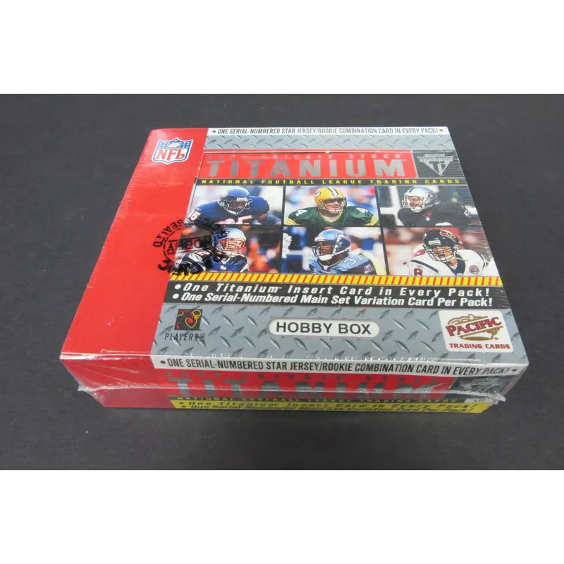 2002 Pacific Private Stock Titanium Football Box (Hobby)