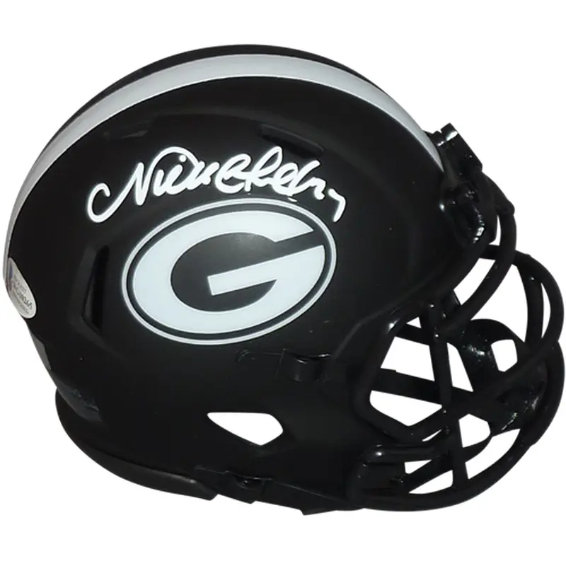 Nick Chubb Autographed Georgia Bulldogs (ECLIPSE Alternate) Mini Helmet - Beckett