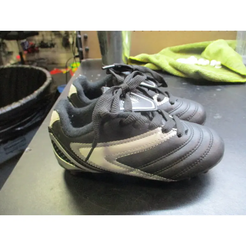 Vizari Verona Soccer Cleats Youth Size 9.5