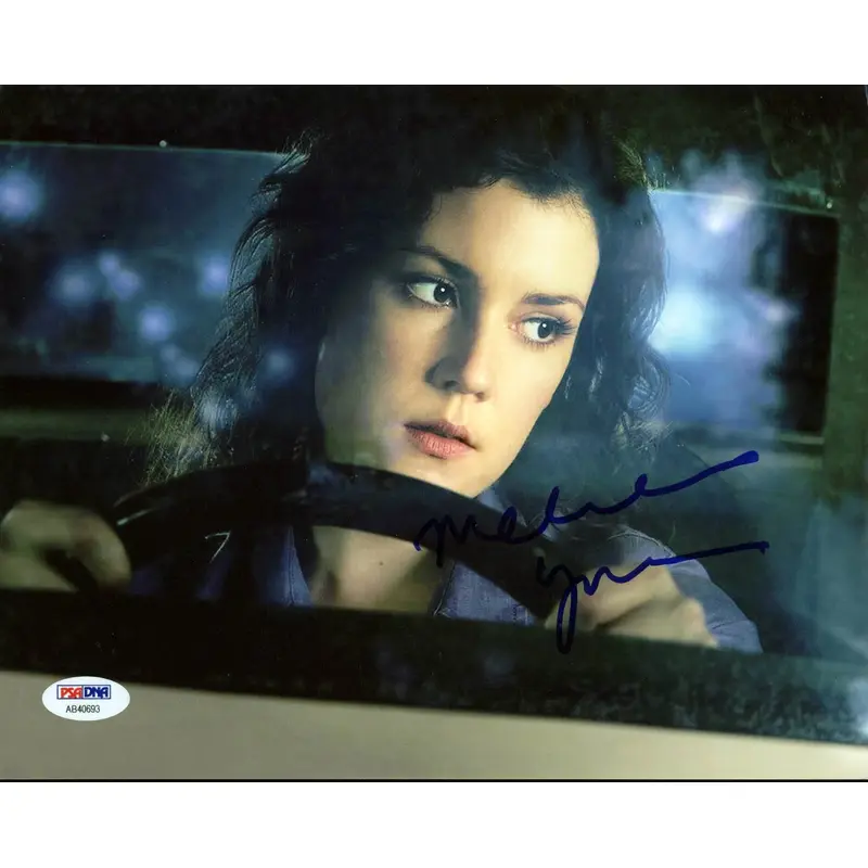 Melanie Lynskey Togetherness Authentic Signed 8X10 Photo PSA/DNA #AB40693