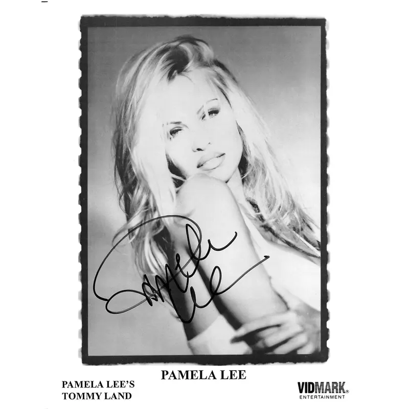 Pamela Anderson Lee Baywatch Authentic Signed 8x10 Photo PSA/DNA #AN43135