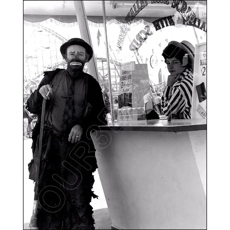 Emmett Kelly Sr. 8X10 Photo - 1960's Circus Clown Weary Willie - 2413