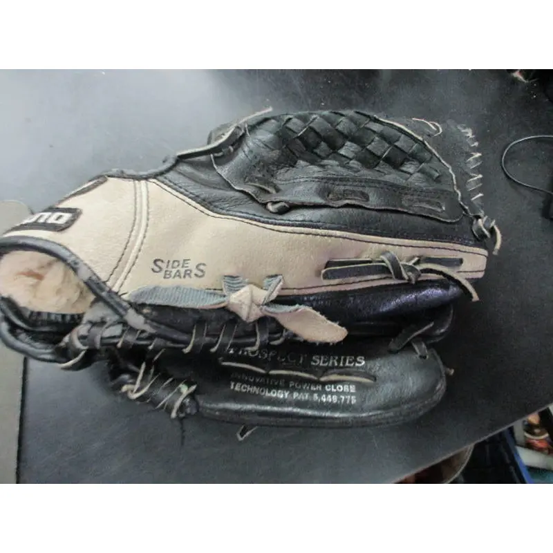 Used Mizuno 10" RHT GPP 1000 Power Close Glove