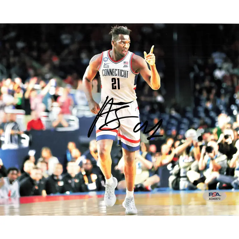 Adama Sanogo Signed 8x10 photo PSA/DNA UConn Autographed