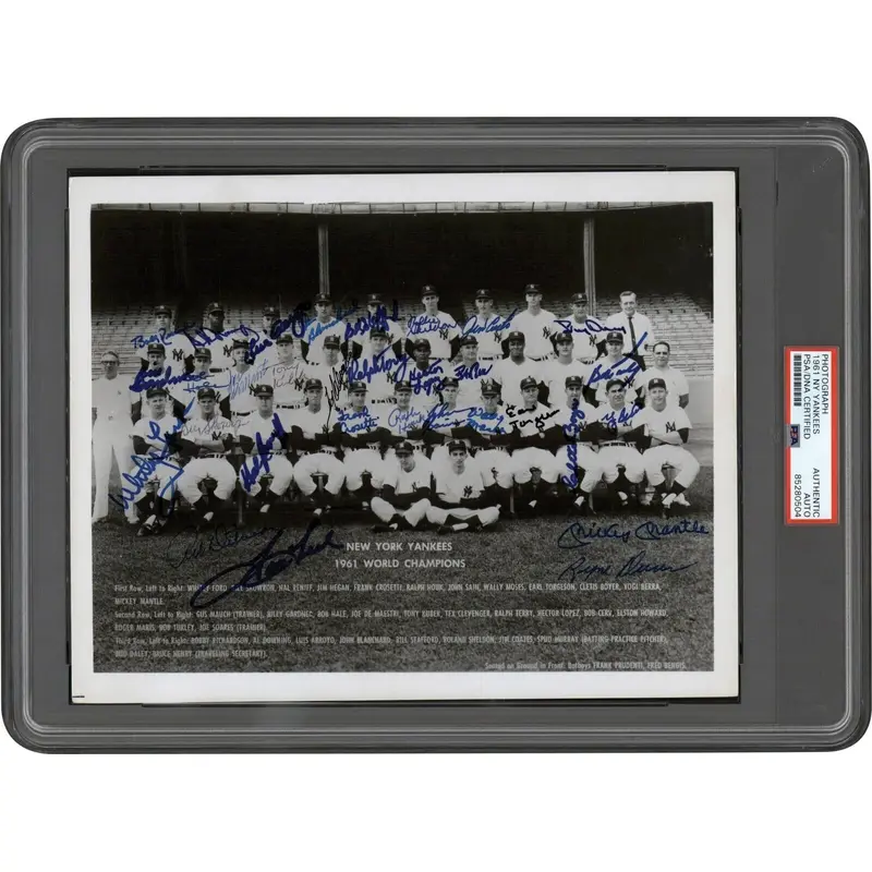 1961 New York Yankees Team Signed Photo Mickey Mantle PSA DNA