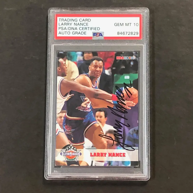 1993-94 NBA Hoops #266 Larry Nance Signed Card AUTO 10 PSA Slabbed All-STar Weekend