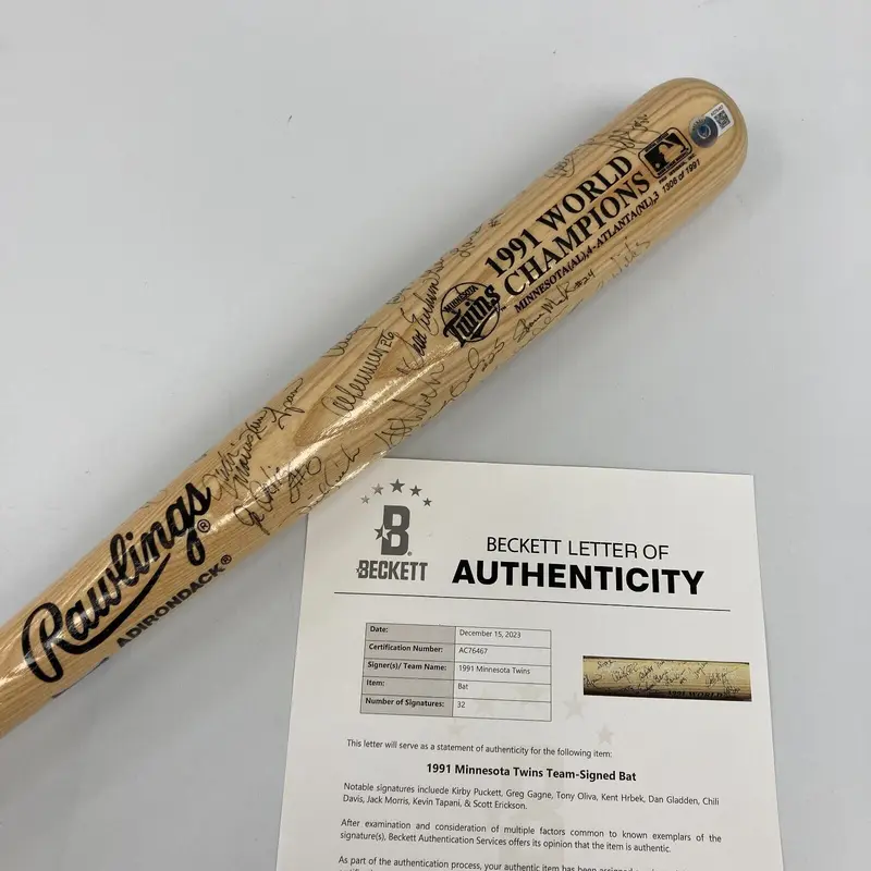 1991 Minnesota Twins World Series Champs Team Signed Baseball Bat Beckett COA