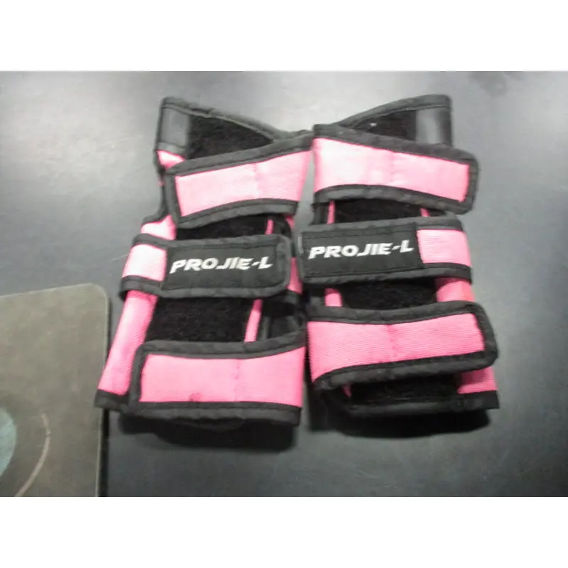 Used Projie - L Size Medium Wrist Guards
